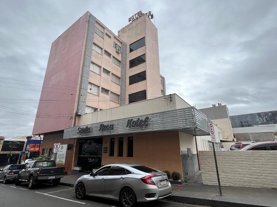 אסיס Santa Rosa Hotel מראה חיצוני תמונה